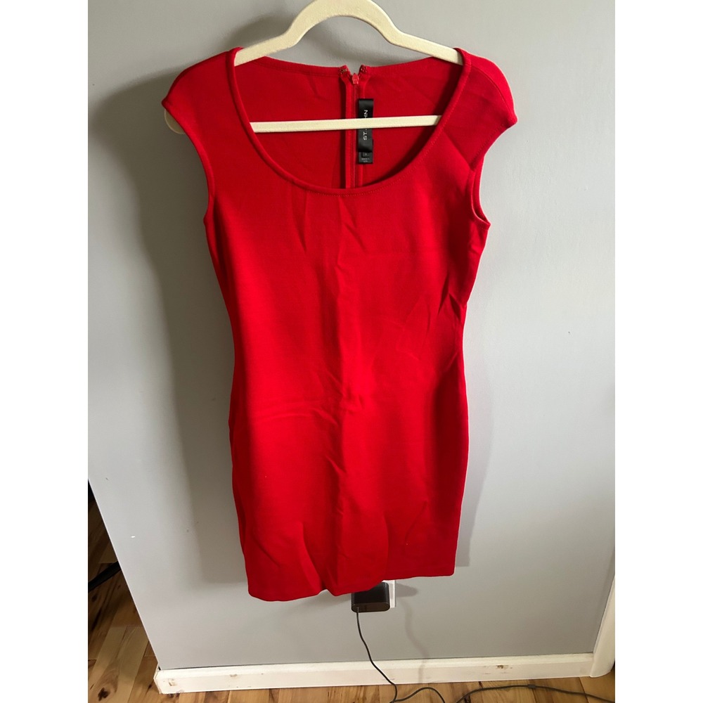 St. John Red Wool Blend Knit Sheath Dress Sleeveless Scoop Neck Size 6